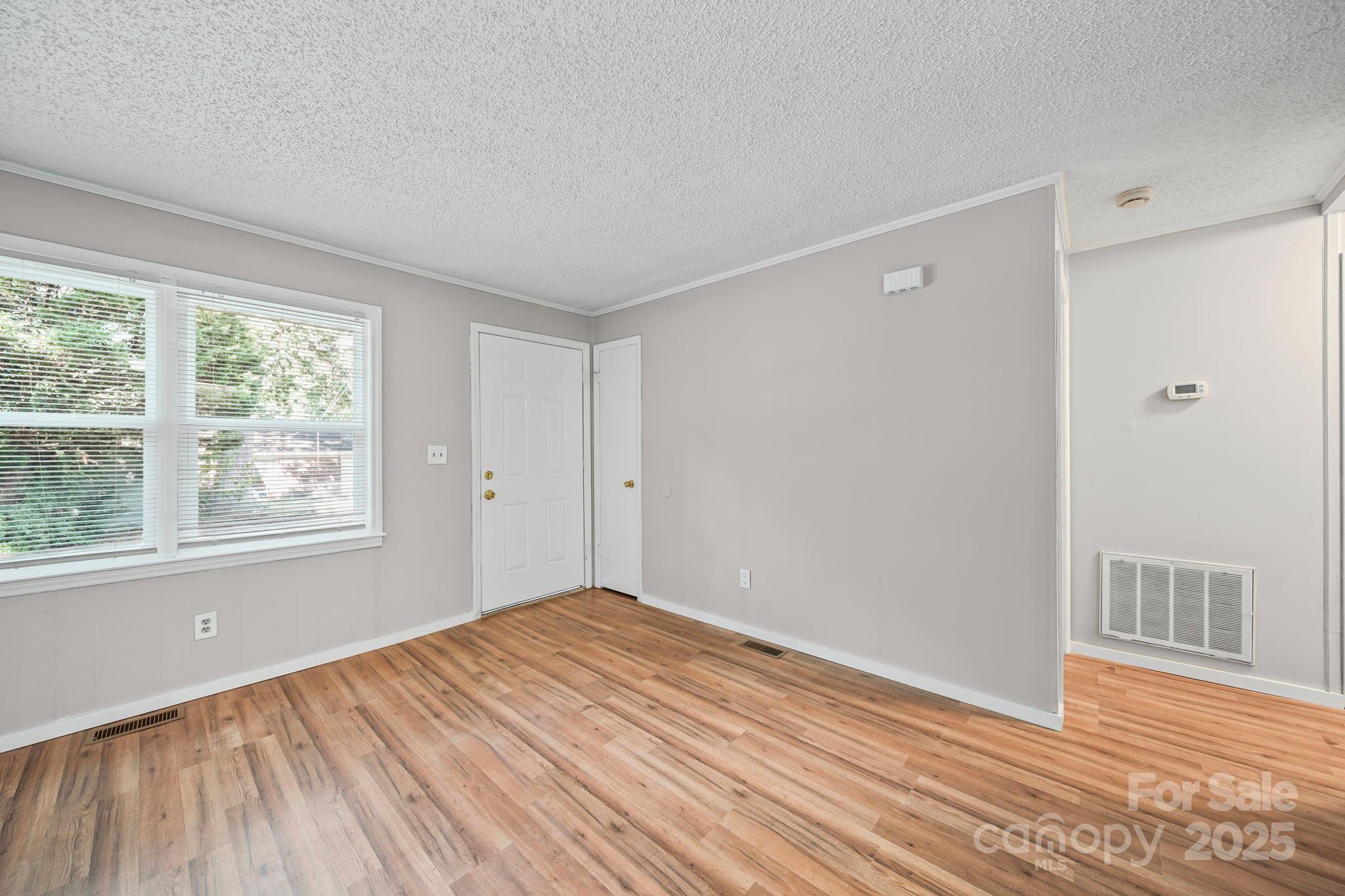 4339 North Sharon Amity Road Charlotte, NC 28205 - Photo 10 of 38