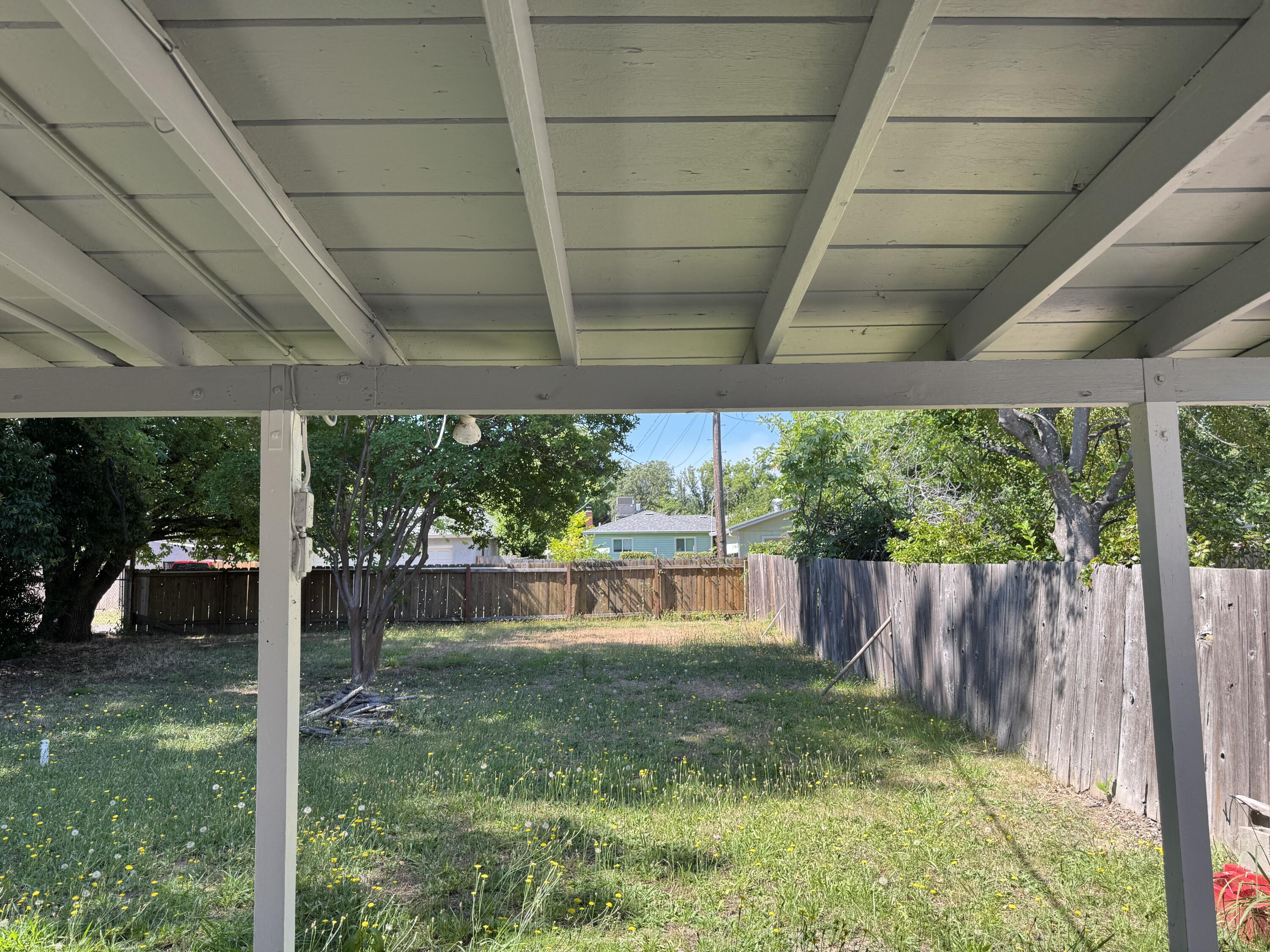 1015 Gold Street Redding, CA 96001 - Photo 5 of 17 a garden view with a seating space