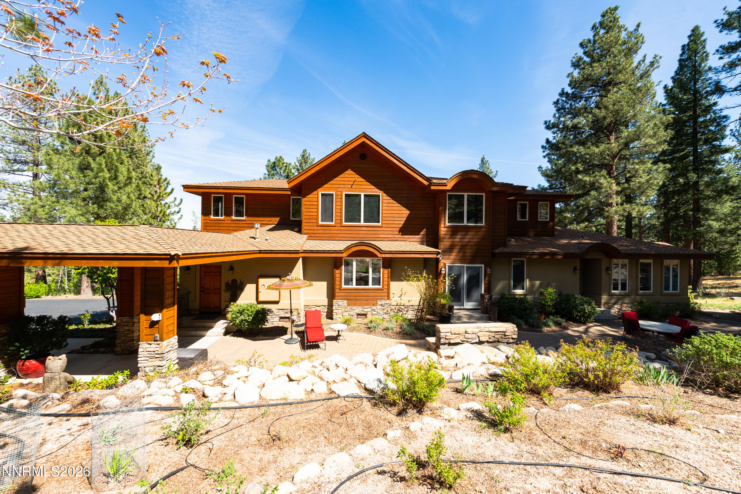 171 Summit Ridge Way Gardnerville, NV 89460 - Photo 10 of 79 171 Summit Ridge Way-11