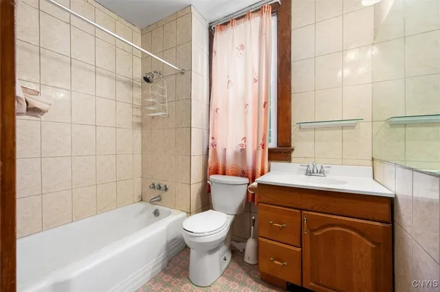 $299,900 | 100 Maple Street, Rome, NY 13440