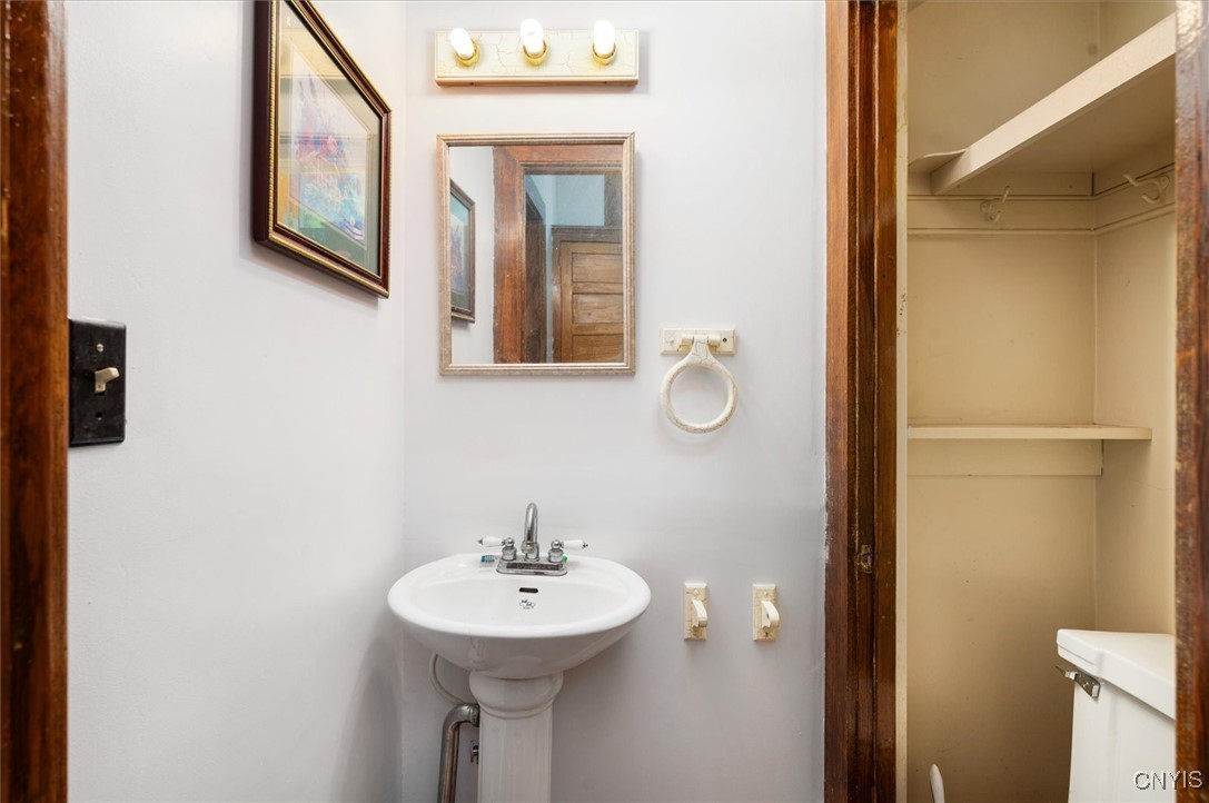 100 Maple Street Rome, NY 13440 - Photo 8 of 37