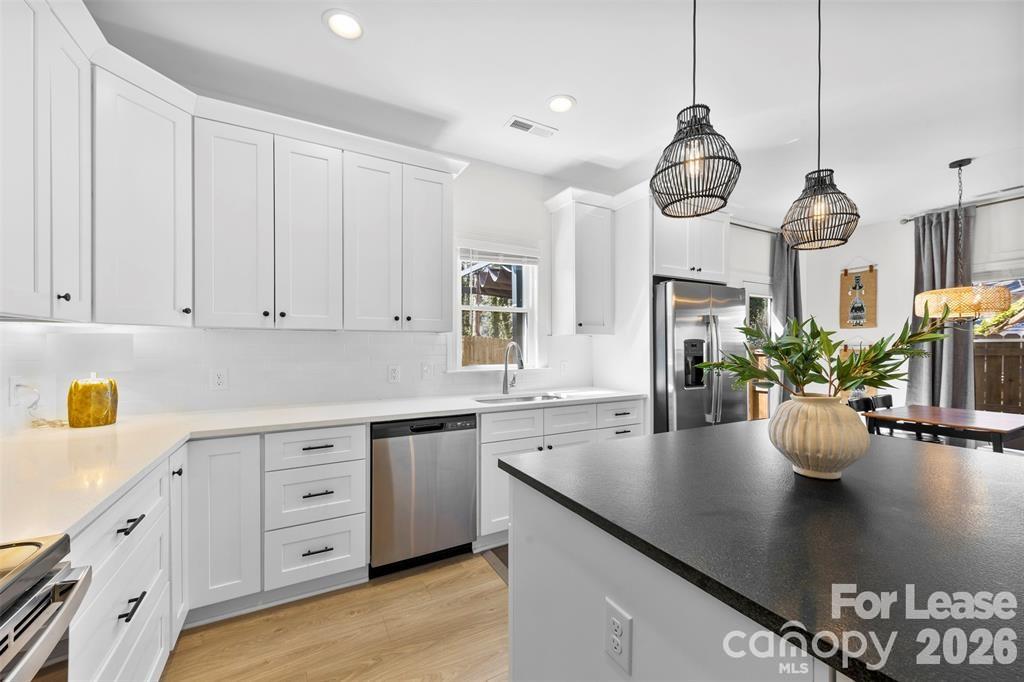 4114 Rutgers Avenue Charlotte, NC 28206 - Photo 3 of 20