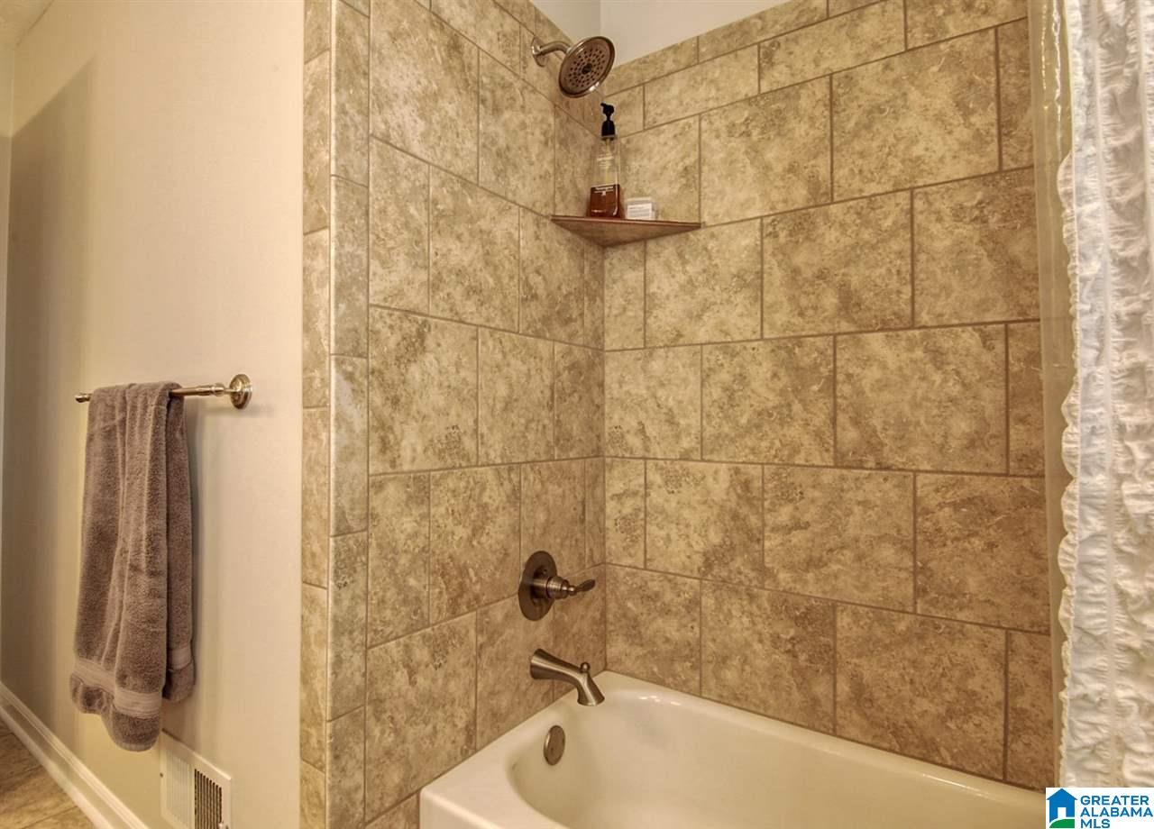 529 Cherokee Trail Anniston, AL 36206 - Photo 21 of 29