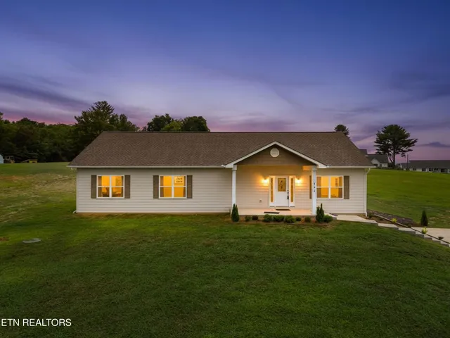 $575,000 | 154 Peace Road, Newport, TN 37821