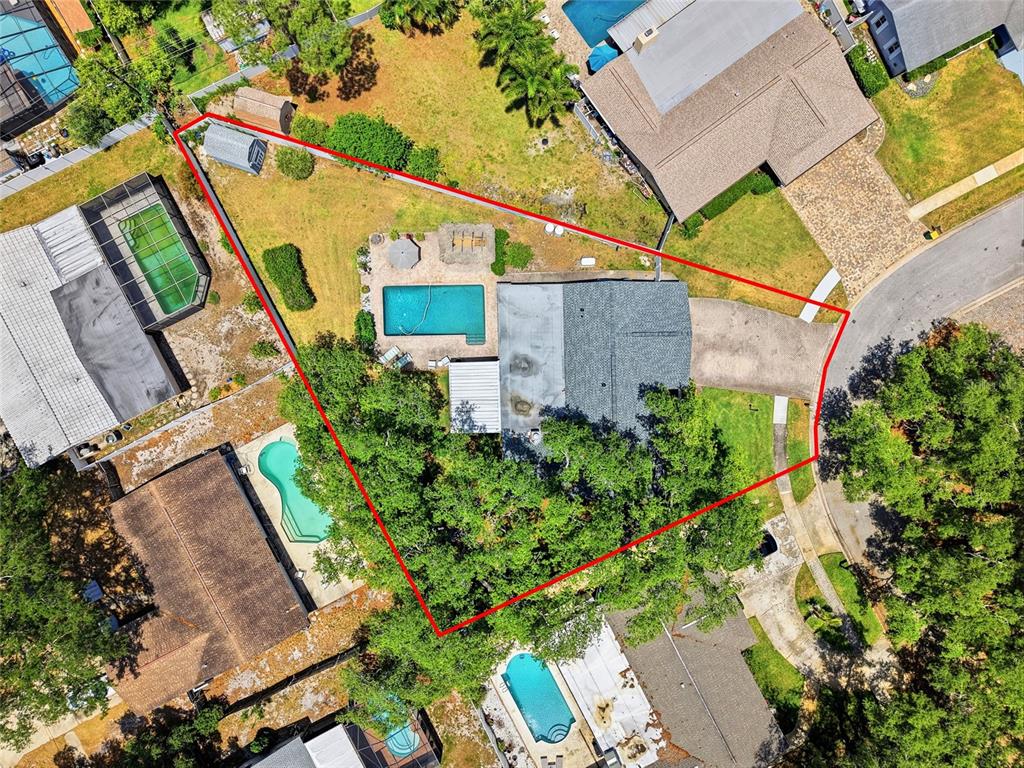 9760 136th Street Seminole, FL 33776 - Photo 39 of 41 an aerial view of a house