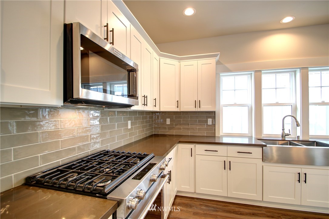 116 Haddon Road Anacortes, WA 98221 - Photo 4 of 25 Gallery Image 4