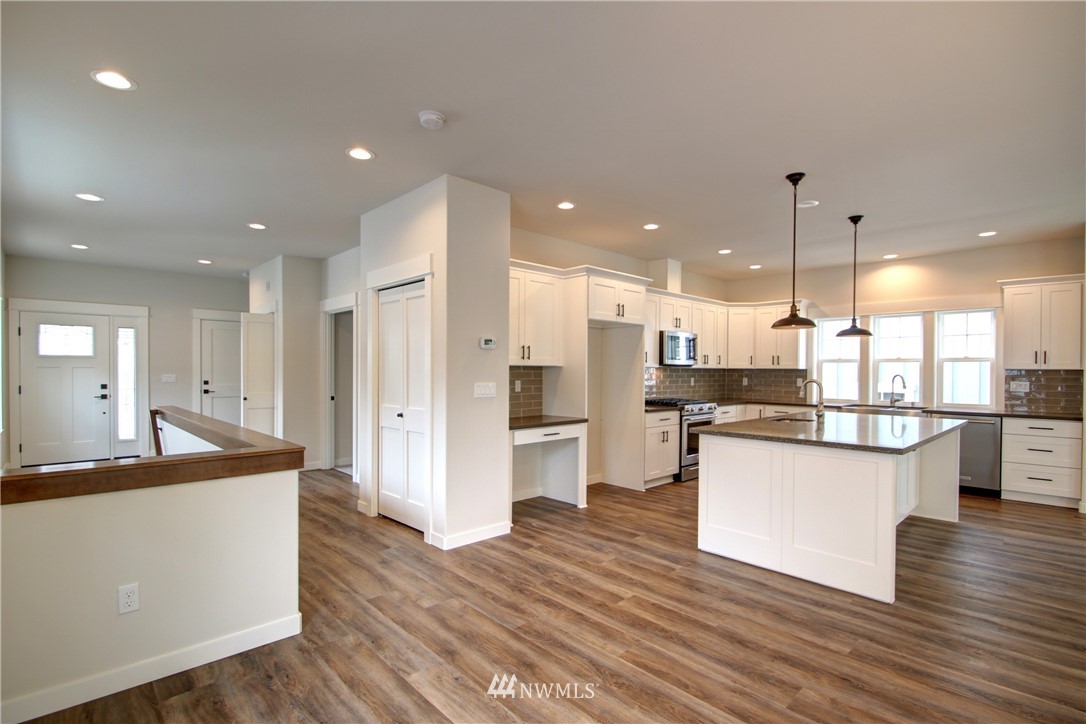 116 Haddon Road Anacortes, WA 98221 - Photo 5 of 25 Gallery Image 5