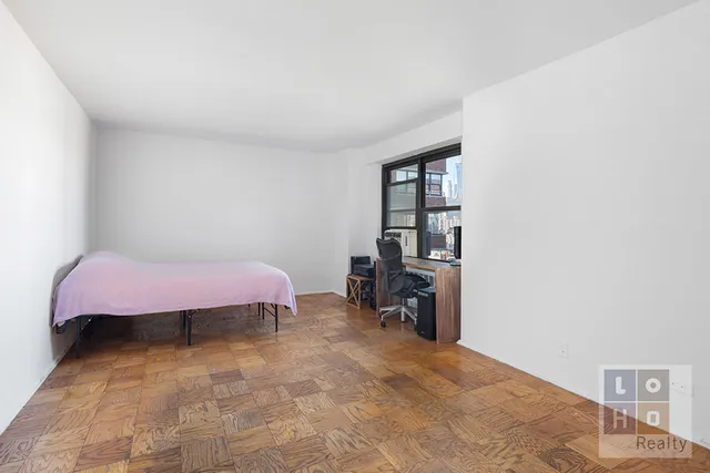 $485,000 | 210 East Broadway, Unit H1602 | Lower East Side