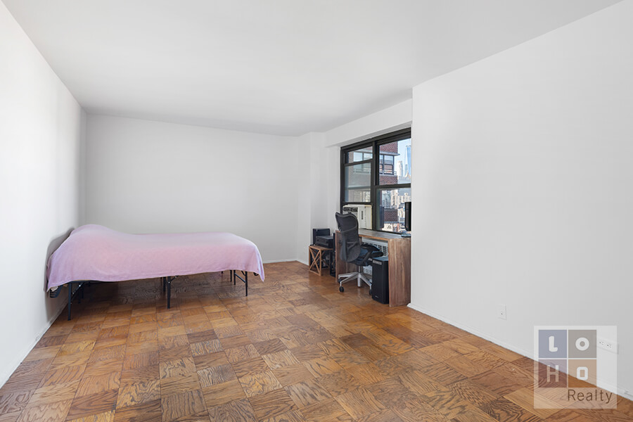210 East Broadway, Unit H1602 Manhattan, NY 10002 - Photo 4 of 21