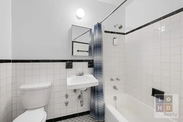 $485,000 | 210 East Broadway, Unit H1602 | Lower East Side