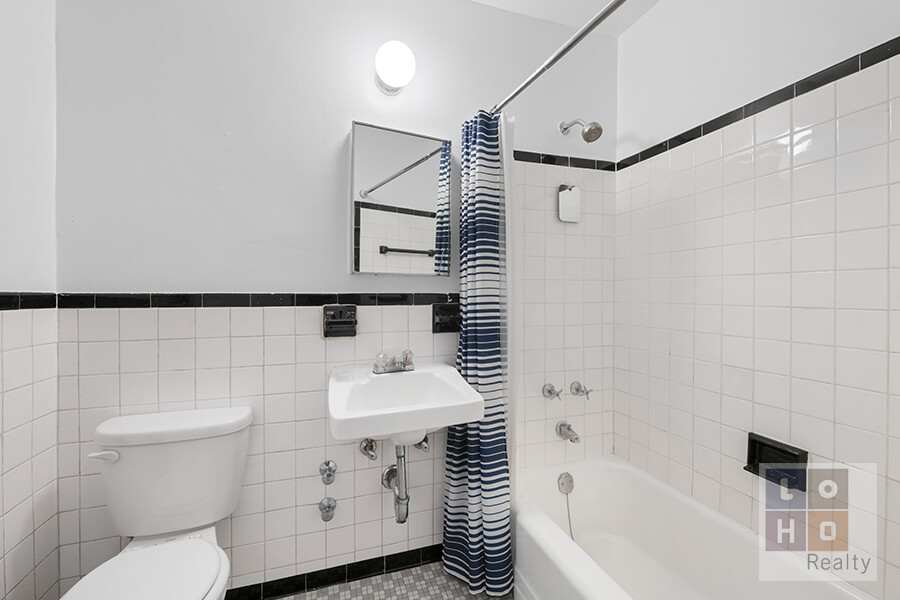 210 East Broadway, Unit H1602 Manhattan, NY 10002 - Photo 9 of 21