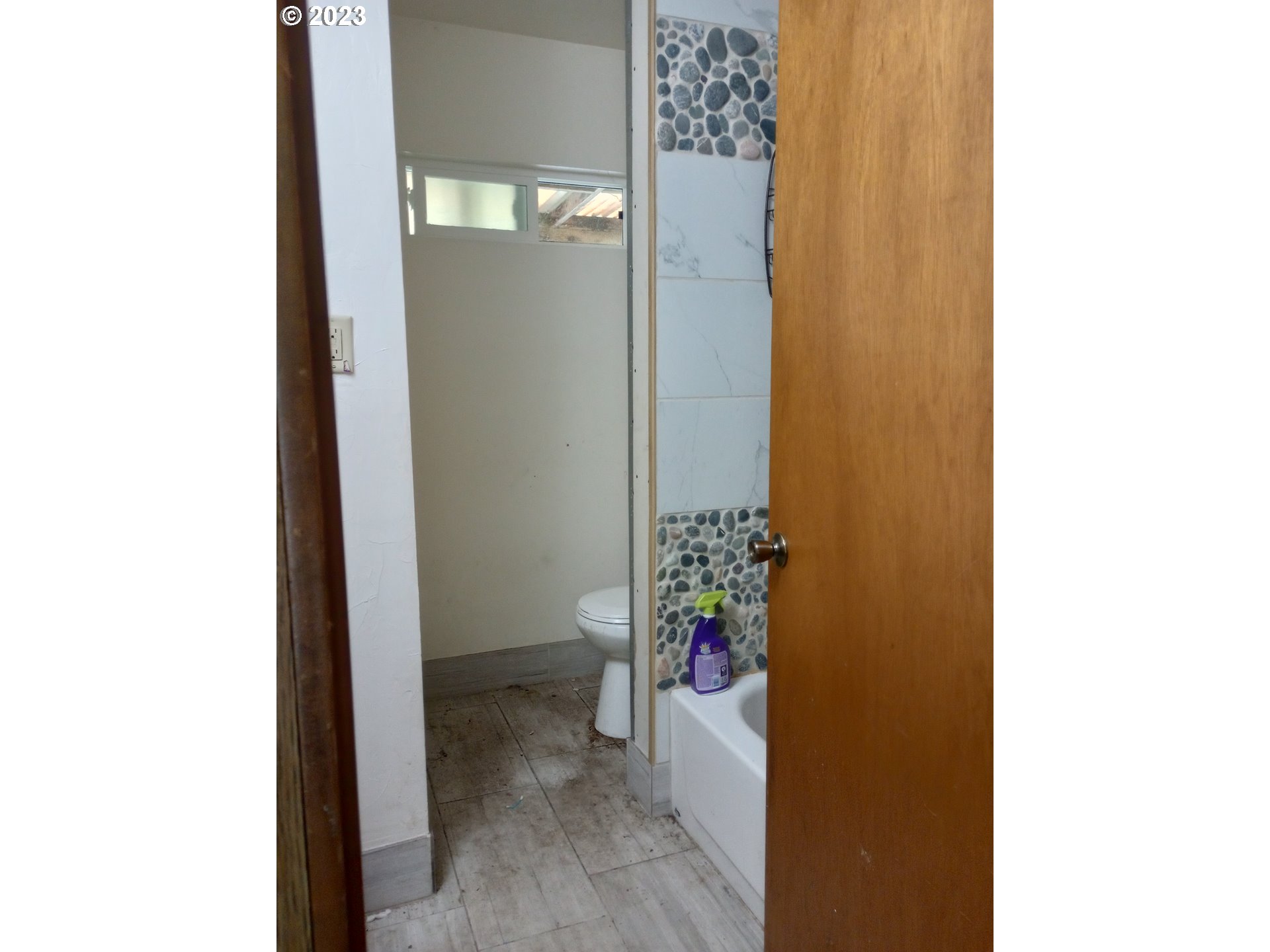 16811 Thompson Road Brookings, OR 97415 - Photo 15 of 40 Gallery Image 15