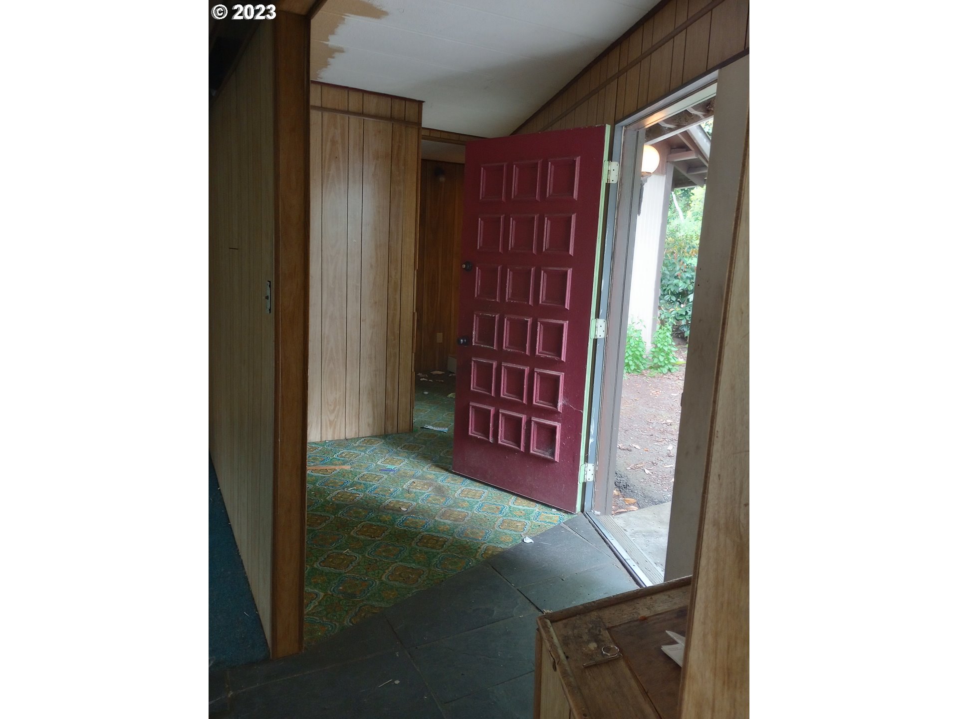 16811 Thompson Road Brookings, OR 97415 - Photo 4 of 40 Gallery Image 4