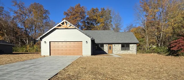 $340,000 | 10311 Liana Drive, Dillsboro, IN 47018