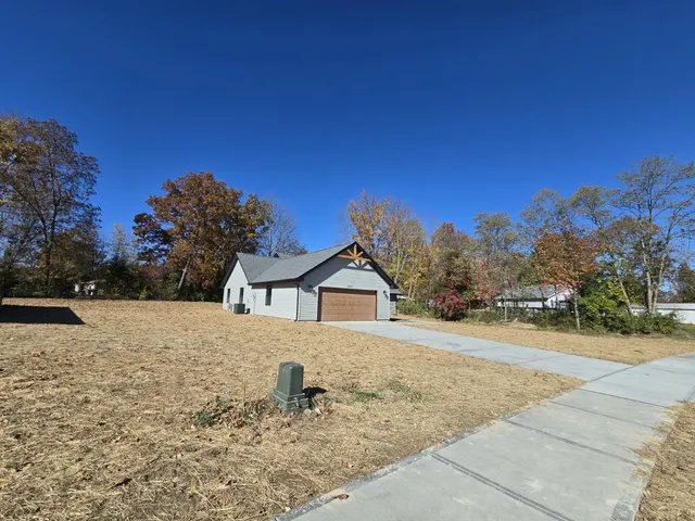 $340,000 | 10311 Liana Drive, Dillsboro, IN 47018