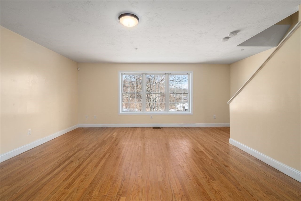 6 A Weldon Avenue Worcester, MA 01607 - Photo 12 of 29 Gallery Image 12