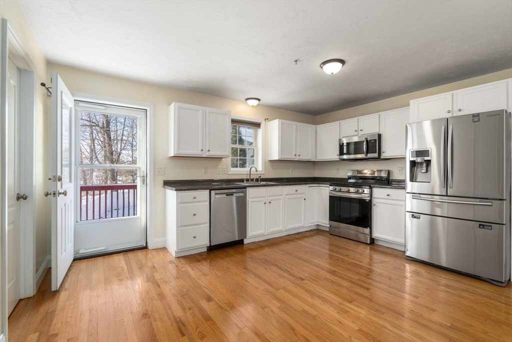 6 A Weldon Avenue Worcester, MA 01607 - Photo 10 of 29 Gallery Image 10