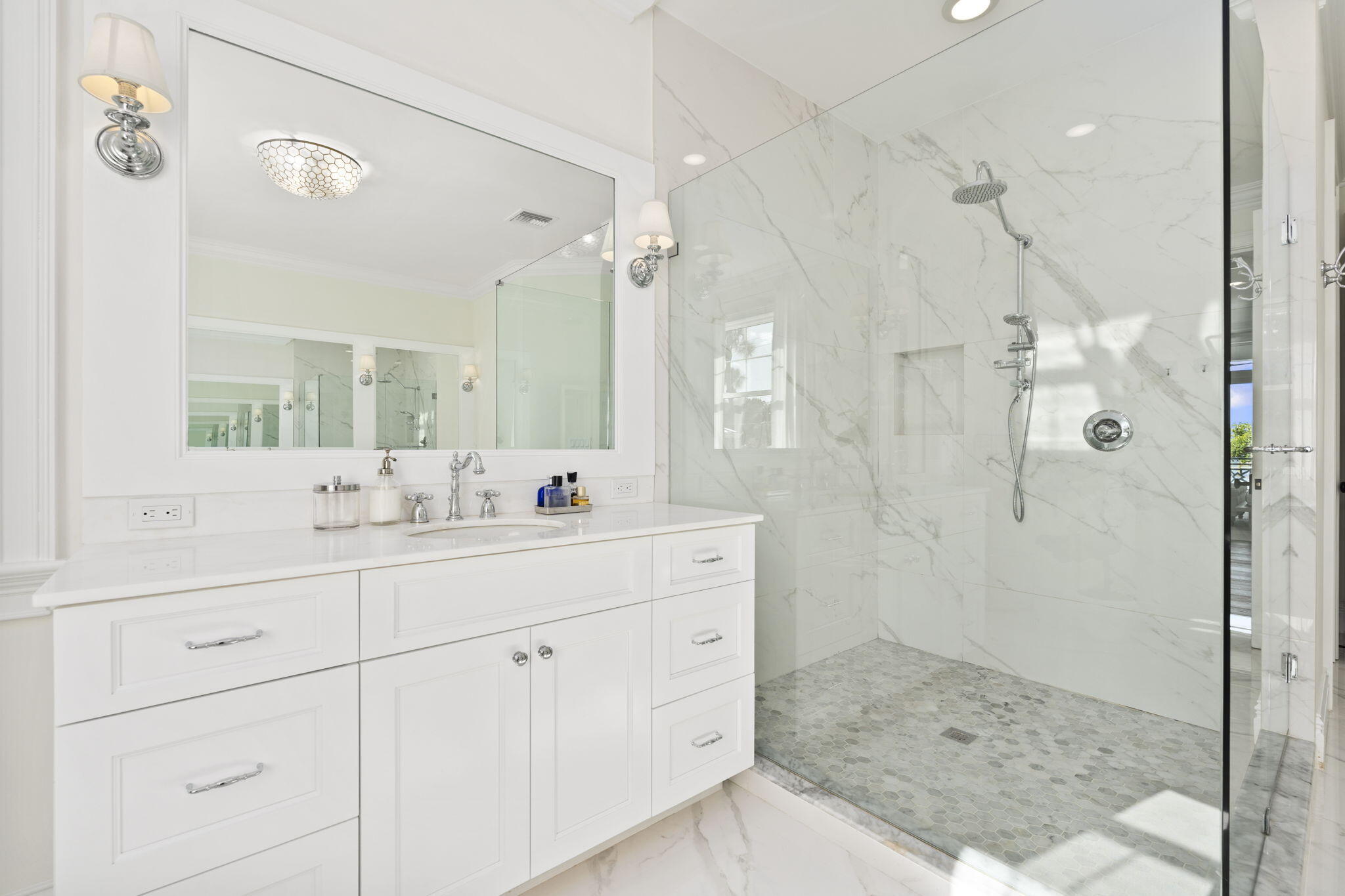 54 South Sewalls Point Road Sewall's Point, FL 34996 - Photo 22 of 68 36-web-or-mls-DSC00138