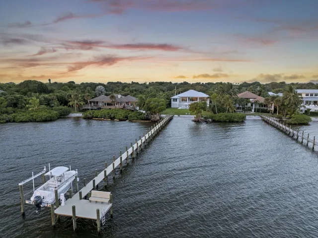 $5,888,000 | 54 South Sewalls Point Road, Sewall's Point, FL 34996