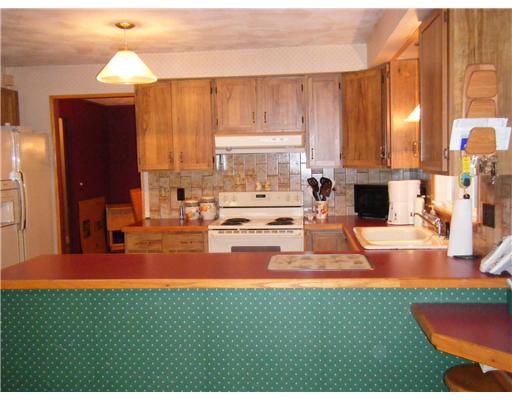 2 Burlingame Road Smithfield, RI 02917 - Photo 7 of 12 Kitchen.