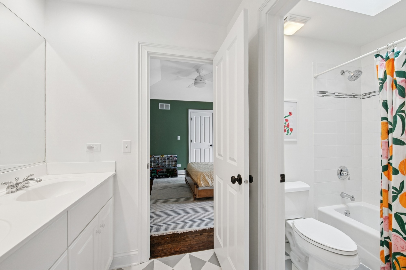 1261 Edgewood Road Lake Forest, IL 60045 - Photo 23 of 41