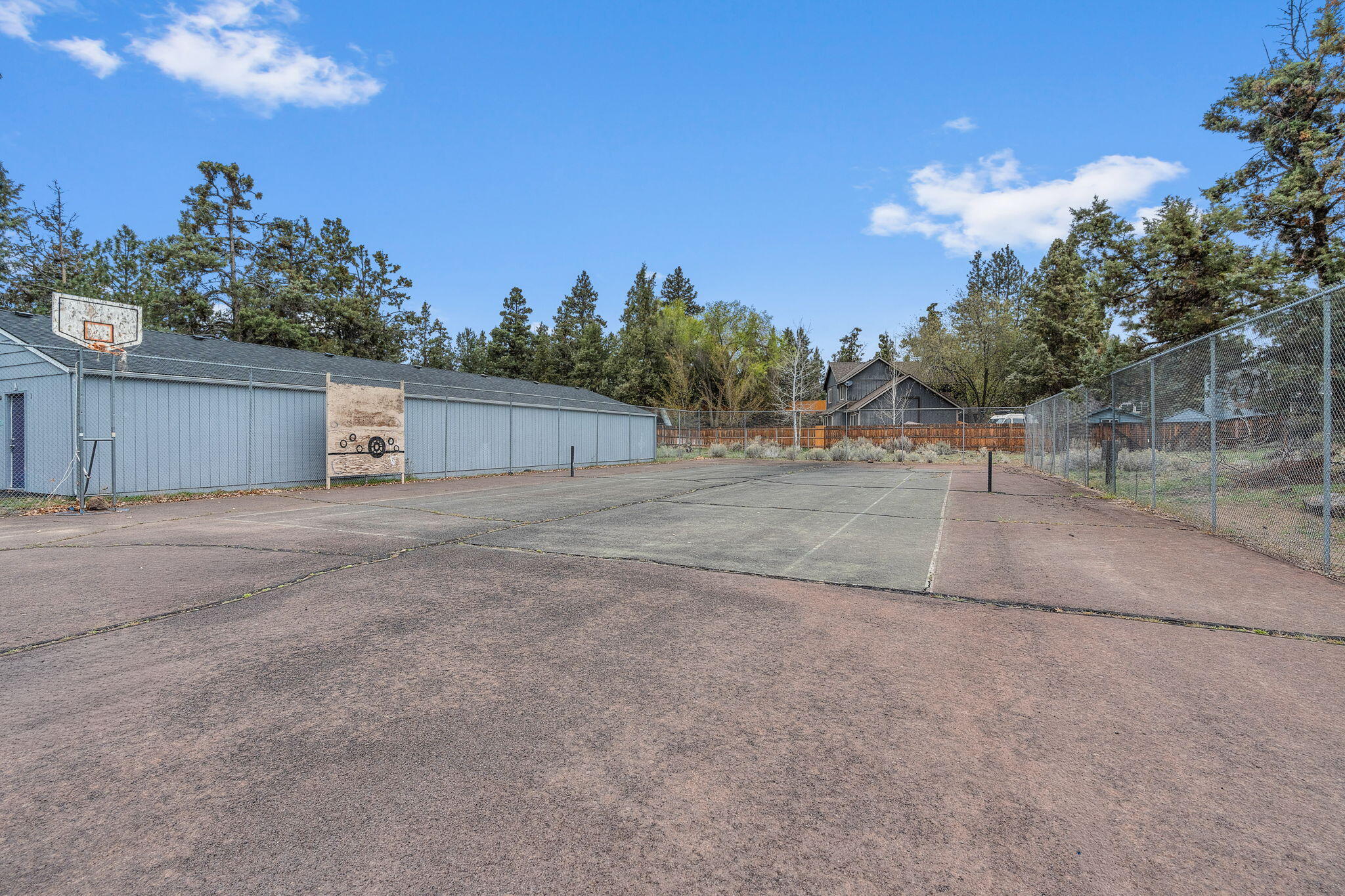 1700 Northeast Wells Acres Road, Unit 25 Bend, OR 97701 - Photo 23 of 25 a view of back yard of a house