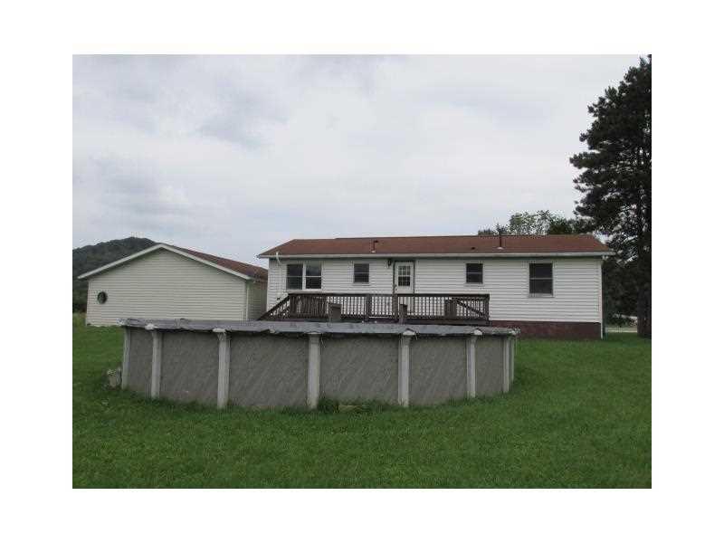 25 Old Rte 422 Highway Indiana, PA 15701 - Photo 2 of 16 Exterior Back.