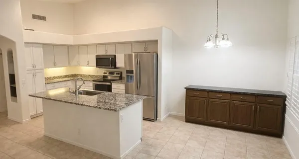 $2,600 | 2460 East Whitten Street, Chandler, AZ 85225