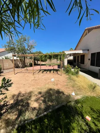 $2,500 | 2460 East Whitten Street, Chandler, AZ 85225