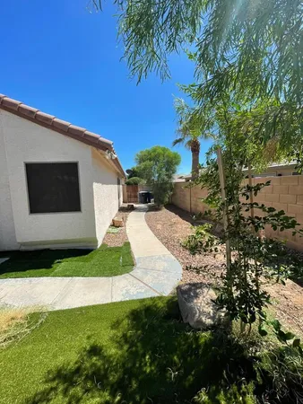 $2,500 | 2460 East Whitten Street, Chandler, AZ 85225