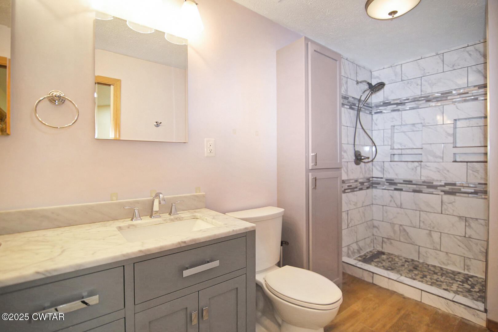 820 John George Loop Michie, TN 38357 - Photo 14 of 22 Primary Bathroom