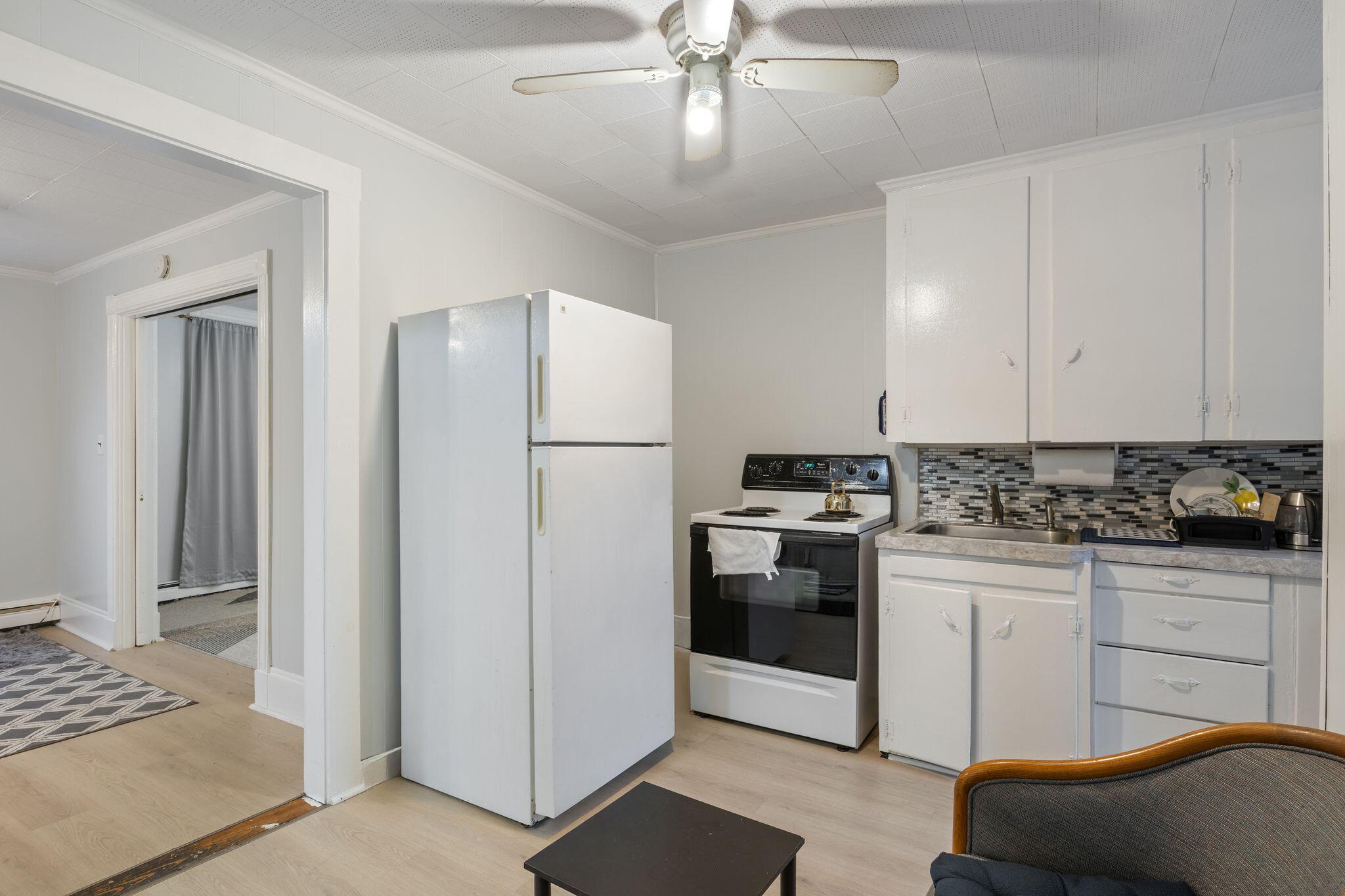 242 Lincoln Street Saco, ME 04072 - Photo 9 of 16 242_Lincoln_St_03