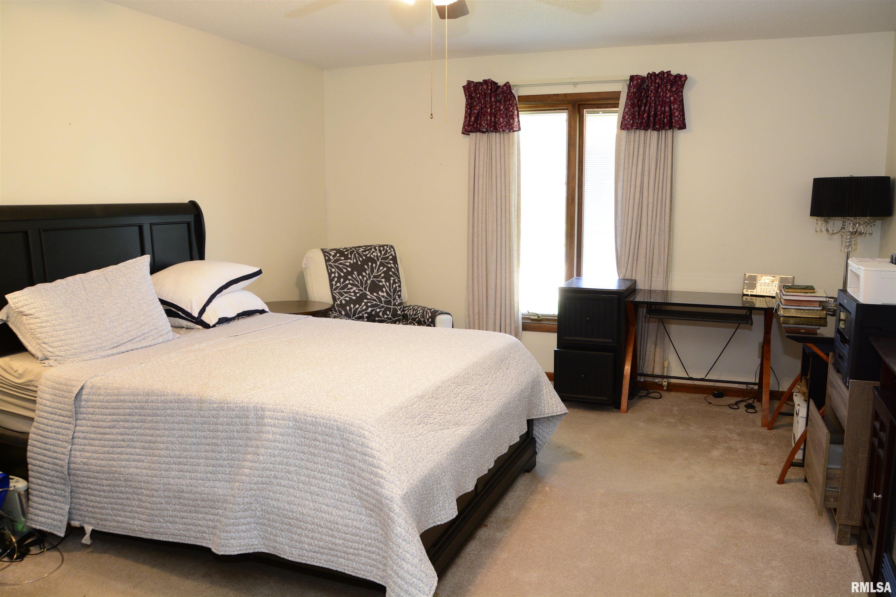 2103 Maple Avenue Macomb, IL 61455 - Photo 13 of 18