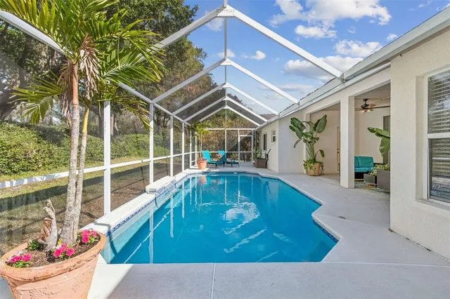 $625,000 | 10122 Whisper Pointe Drive, Tampa, FL 33647