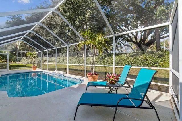 $625,000 | 10122 Whisper Pointe Drive, Tampa, FL 33647