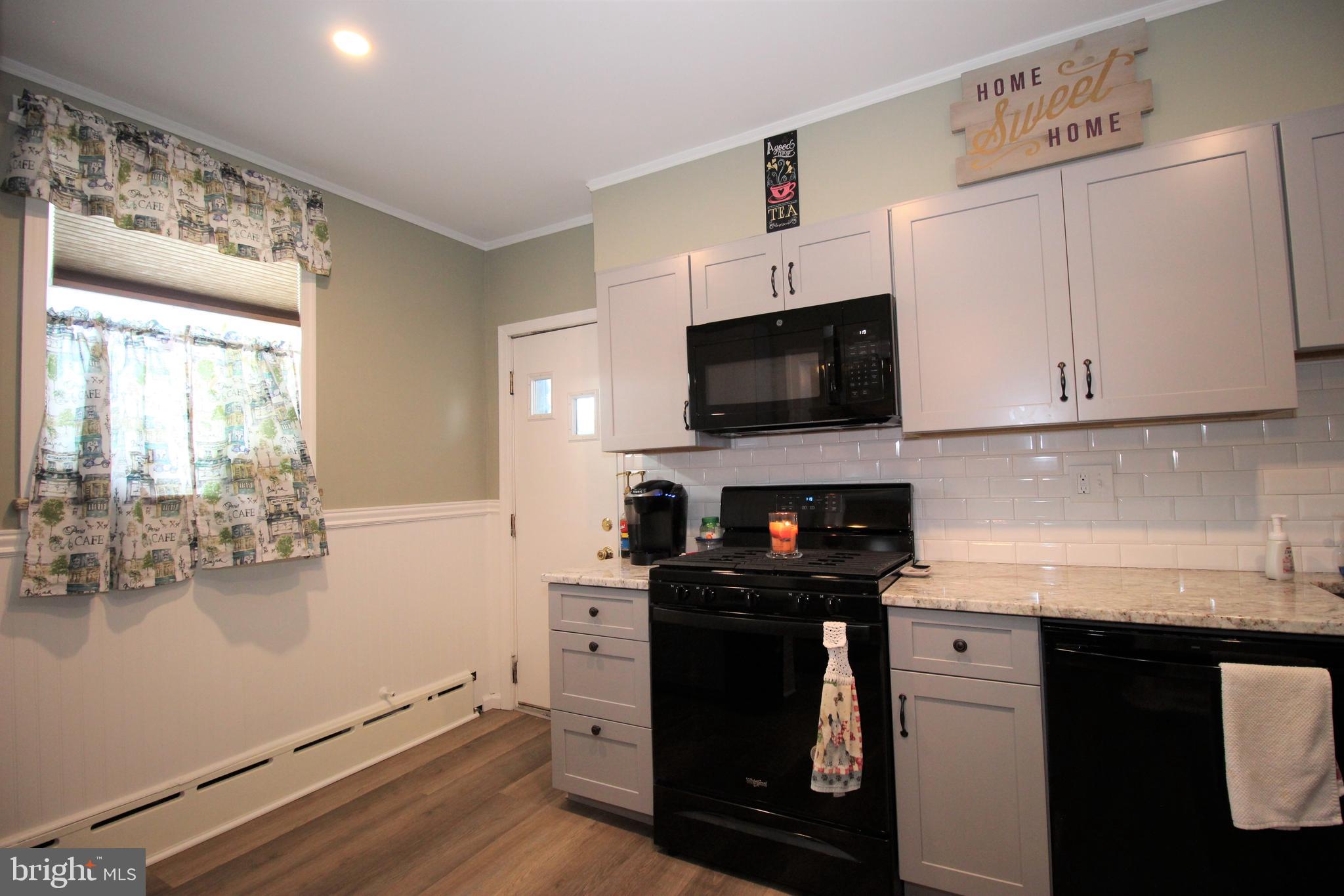 373 Tree Street Philadelphia, PA 19148 - Photo 12 of 65 Gallery Image 12