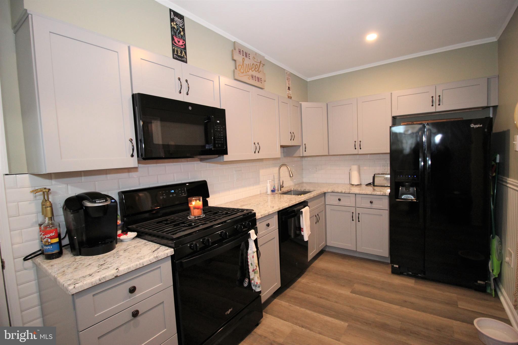 373 Tree Street Philadelphia, PA 19148 - Photo 15 of 65 Gallery Image 15