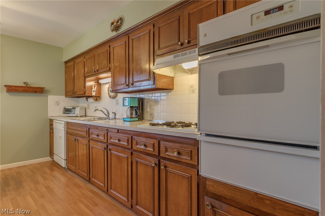 1929 Lincoln Road Wickliffe, OH 44092 - Photo 3 of 28 Gallery Image 3