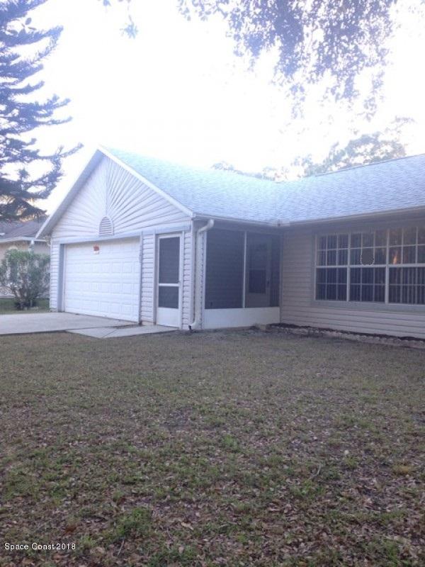 243 Saybrook Road Southwest Palm Bay, FL 32908 - Photo 2 of 6 IMG_23761jpg