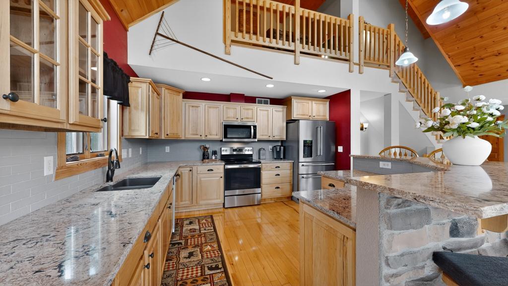 31631 Ma Dailey Road St. Charles, MN 55972 - Photo 7 of 86