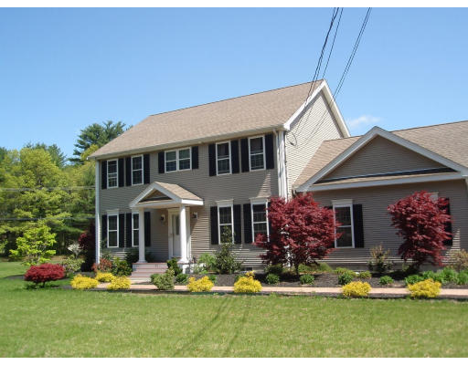 85 Mayflower Road Plympton, MA 02367 - Photo 1 of 12 Gallery Image 1