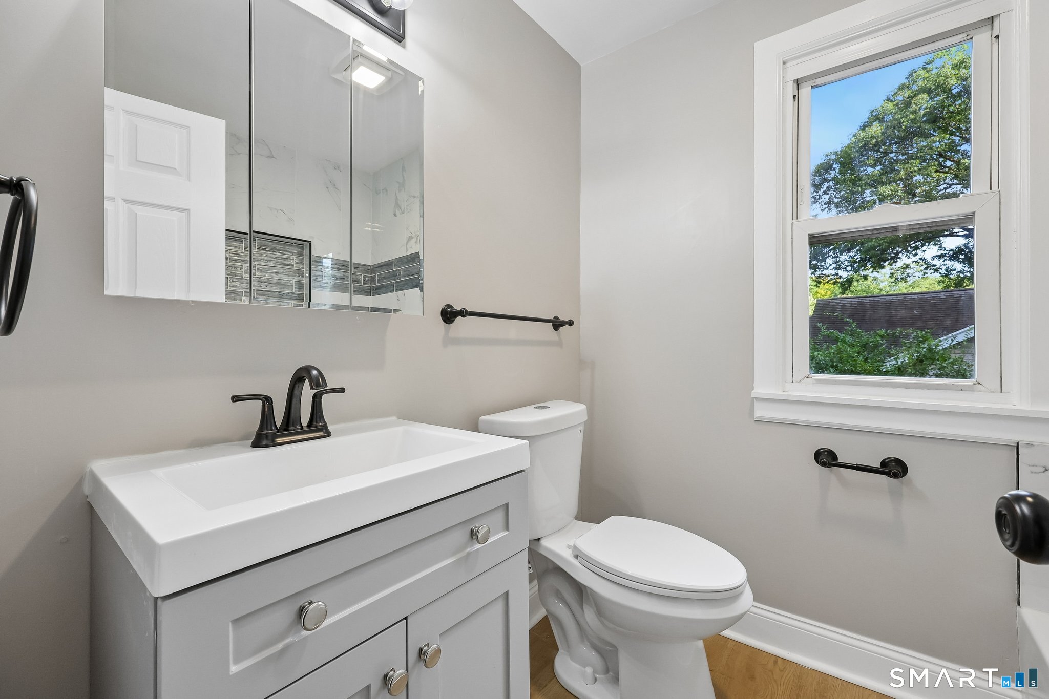 34 Springdale Avenue Waterbury, CT 06708 - Photo 8 of 22 Gallery Image 8