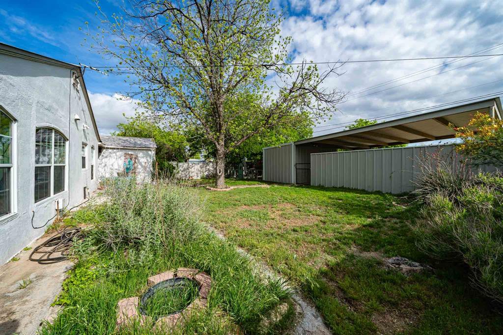 1004 North 7th Street Ballinger, TX 76821 - Photo 27 of 37