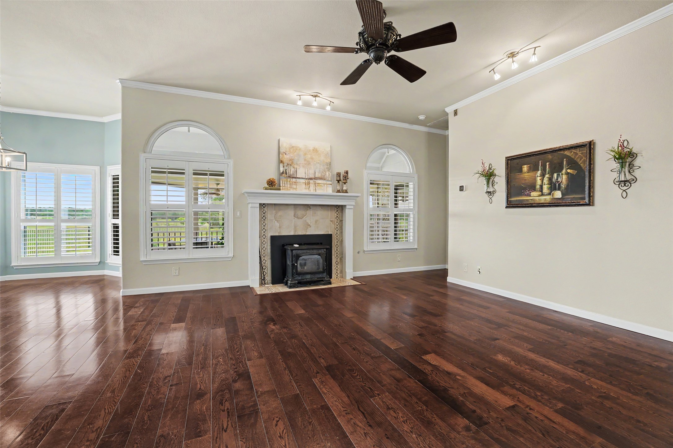 1950 County Road 245 Georgetown, TX 78633 - Photo 22 of 39