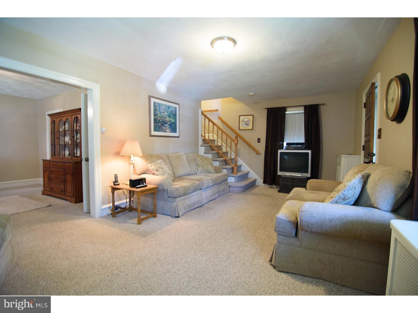 124 Joanna Road Havertown, PA 19083 - Photo 3 of 25 Gallery Image 3