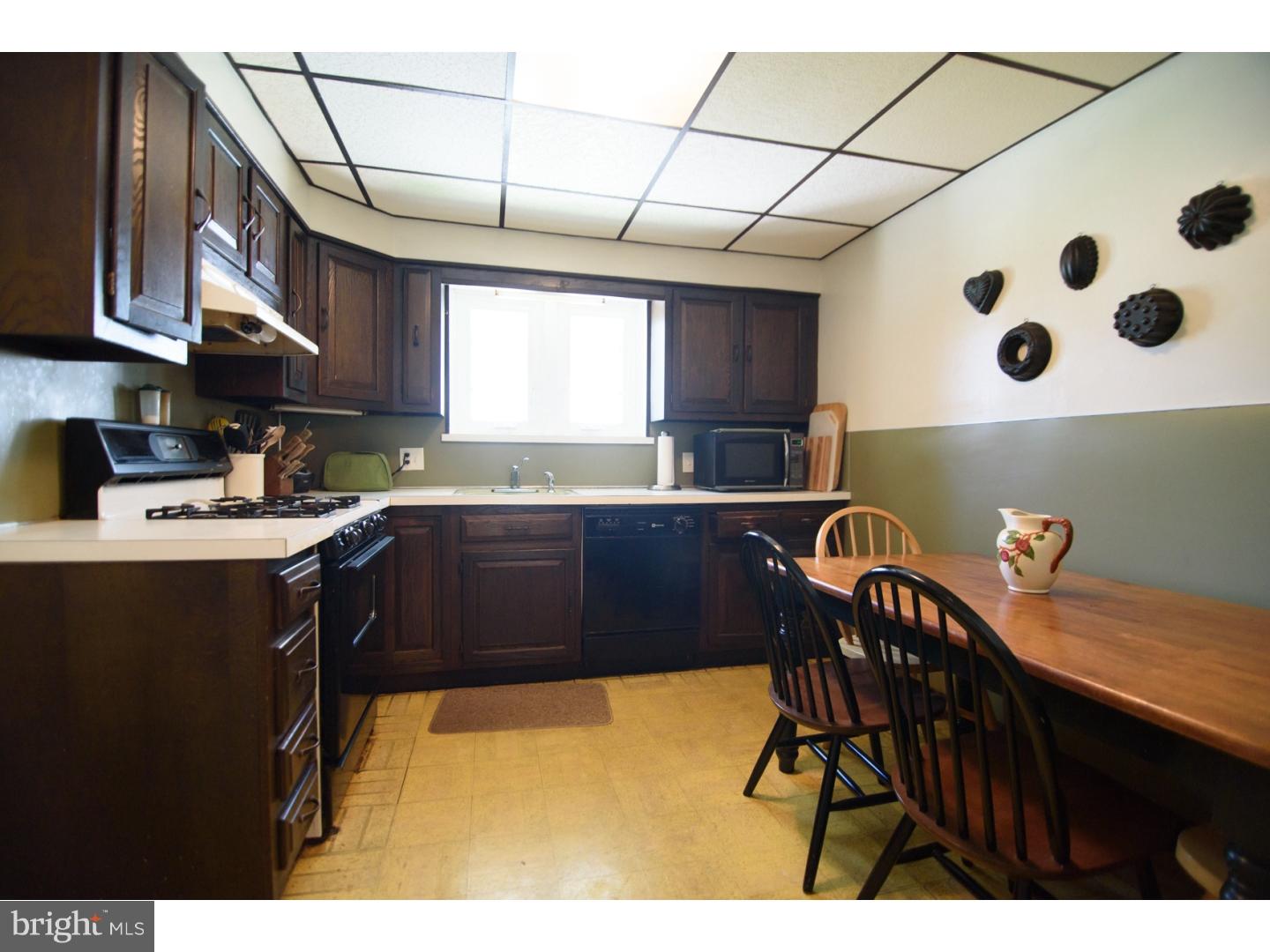 124 Joanna Road Havertown, PA 19083 - Photo 7 of 25 Gallery Image 7
