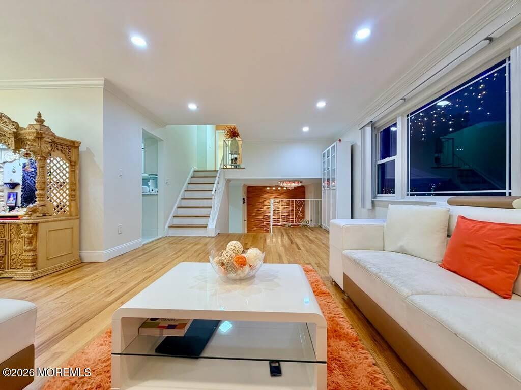 4 Dorset Way Edison, NJ 08820 - Photo 11 of 41 Living Room