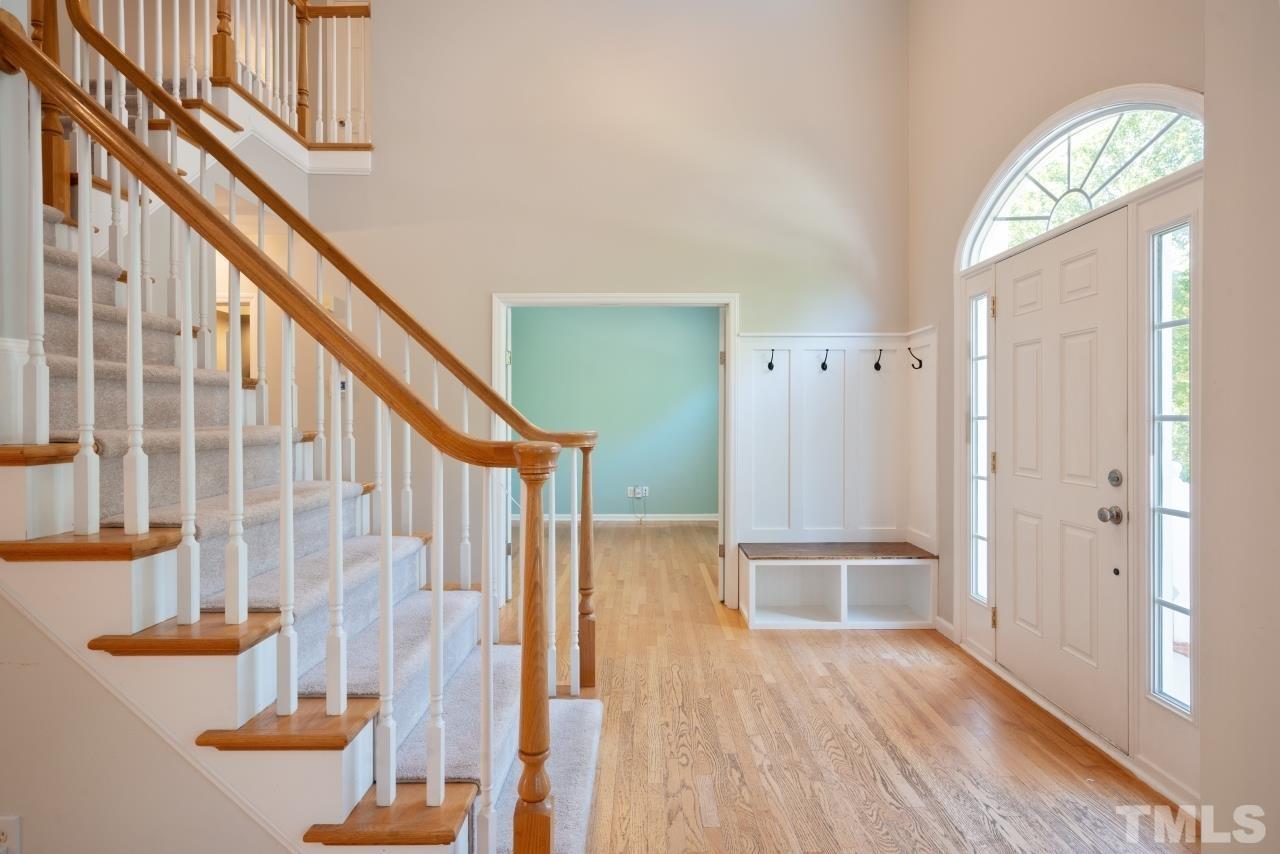 106 Tawny Ridge Lane Cary, NC 27513 - Photo 3 of 30