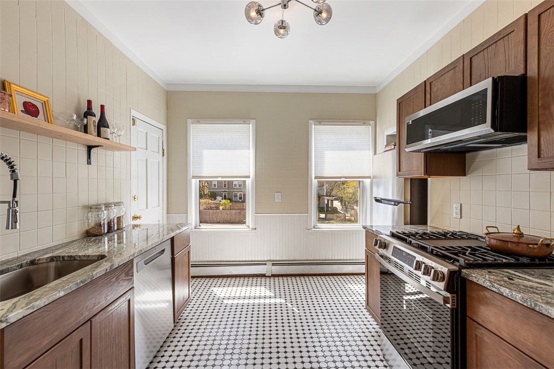 94 Grove Street, Unit 2 Providence, RI 02909 - Photo 7 of 24