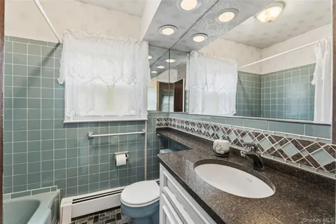 $799,000 | 162 Midland Avenue, Yonkers, NY 10705